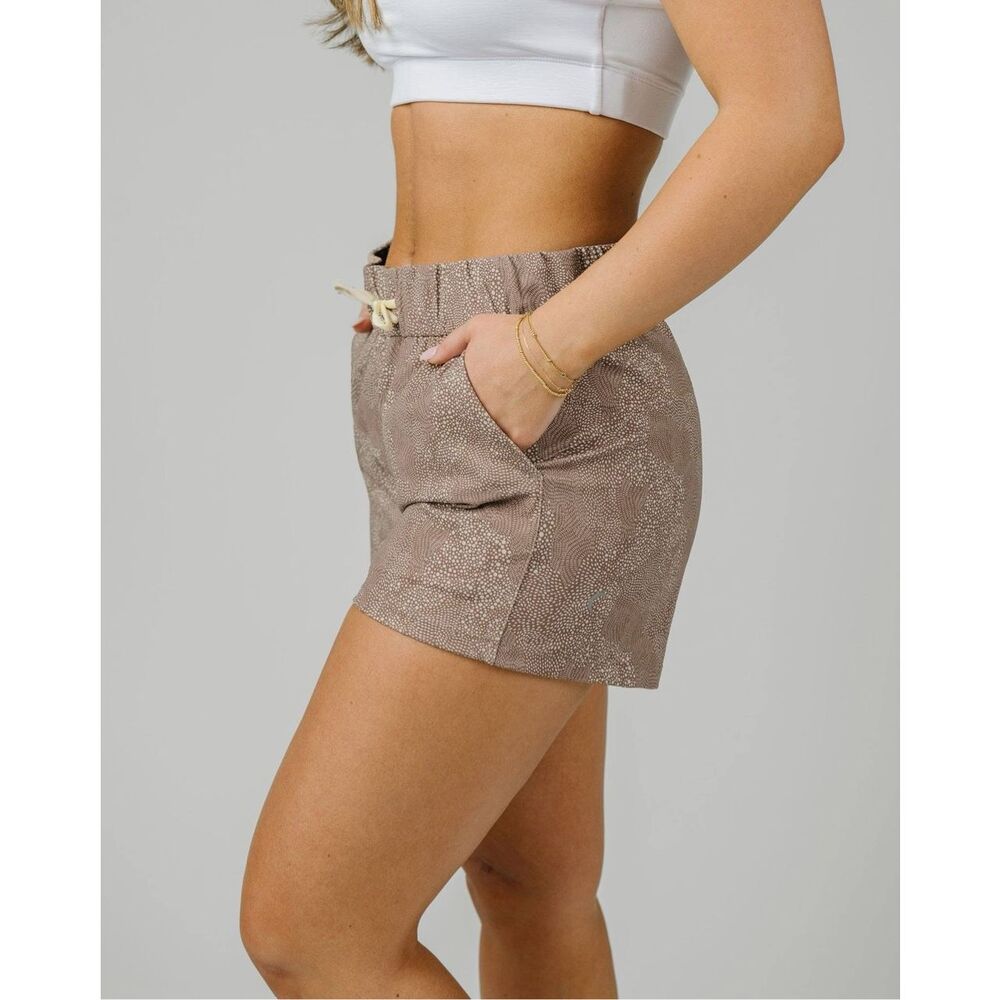 Zyia‎ Active Shorts Athletic Brown Dot Club Cream Tan XS